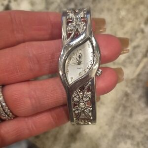 Source Unknown Silver Women's Bracelet Watch